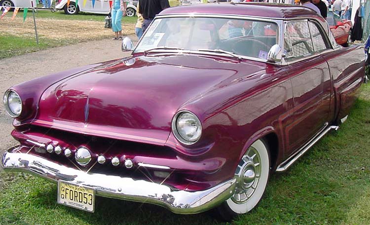 53 Ford 2dr Hardtop Custom