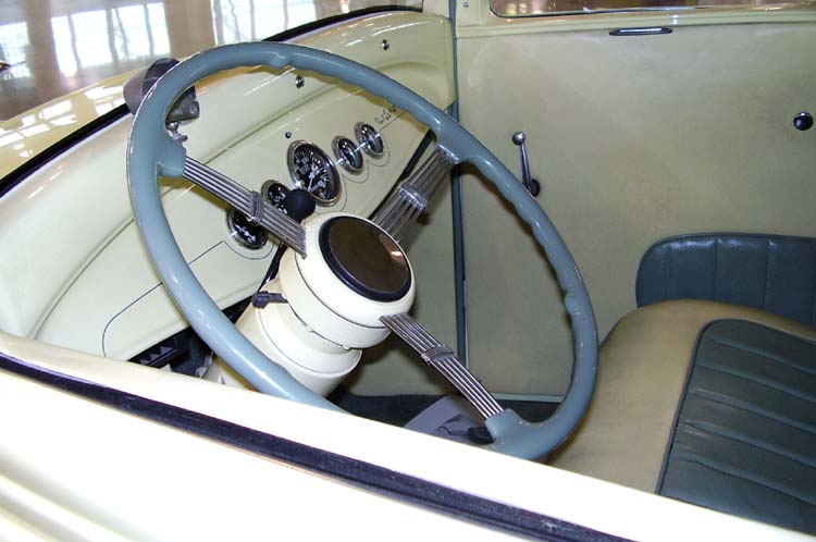 32 Ford Hiboy Chopped 5W Coupe Custom Dash