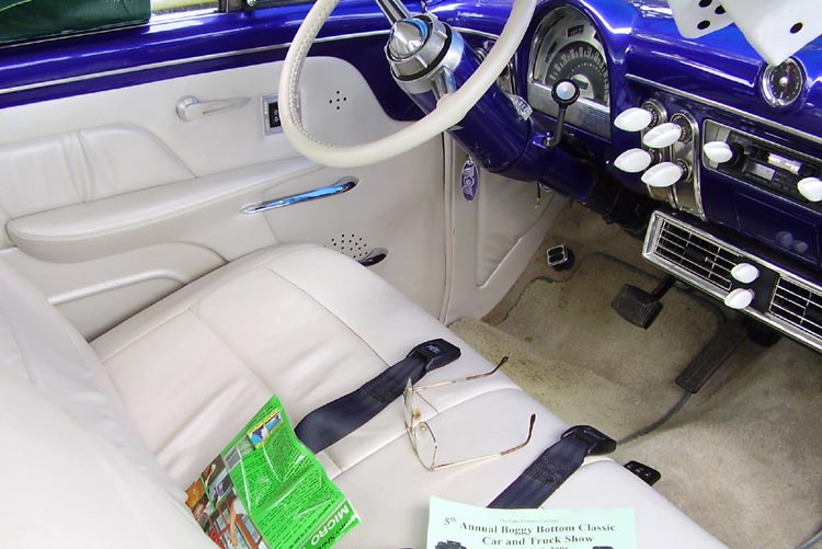 52 Ford 2dr Hardtop Custom Seats