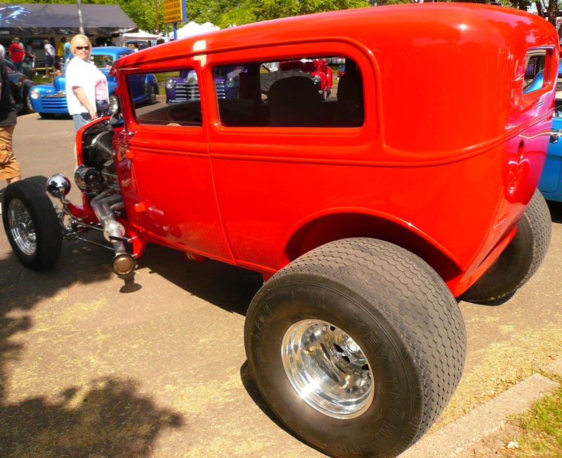 31 Ford Model A Hiboy Chopped Tudor Sedan